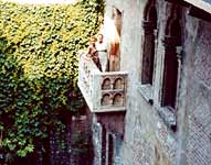 Olga and Cinzia at Juliet's Balcony in Verona